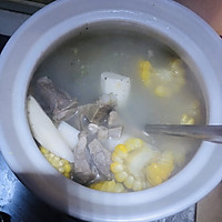 玉米山药排骨汤的做法图解8
