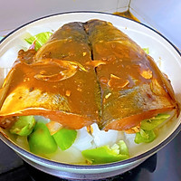 鲜嫩入味上桌秒光的啤酒焖鱼头的做法图解6