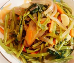 #春日尝鲜#家常小炒丨素炒空心菜的做法