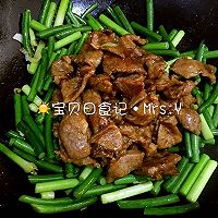 蒜苔小炒肉的做法图解8