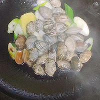 #暖冬酱在手，嗨吃部队锅#豆腐海带蘑菇汤的做法图解6