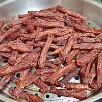 手撕风干猪肉干的做法图解6