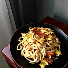 火腿鸡蛋炒乌冬