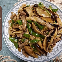 青椒香菇炒肉丝