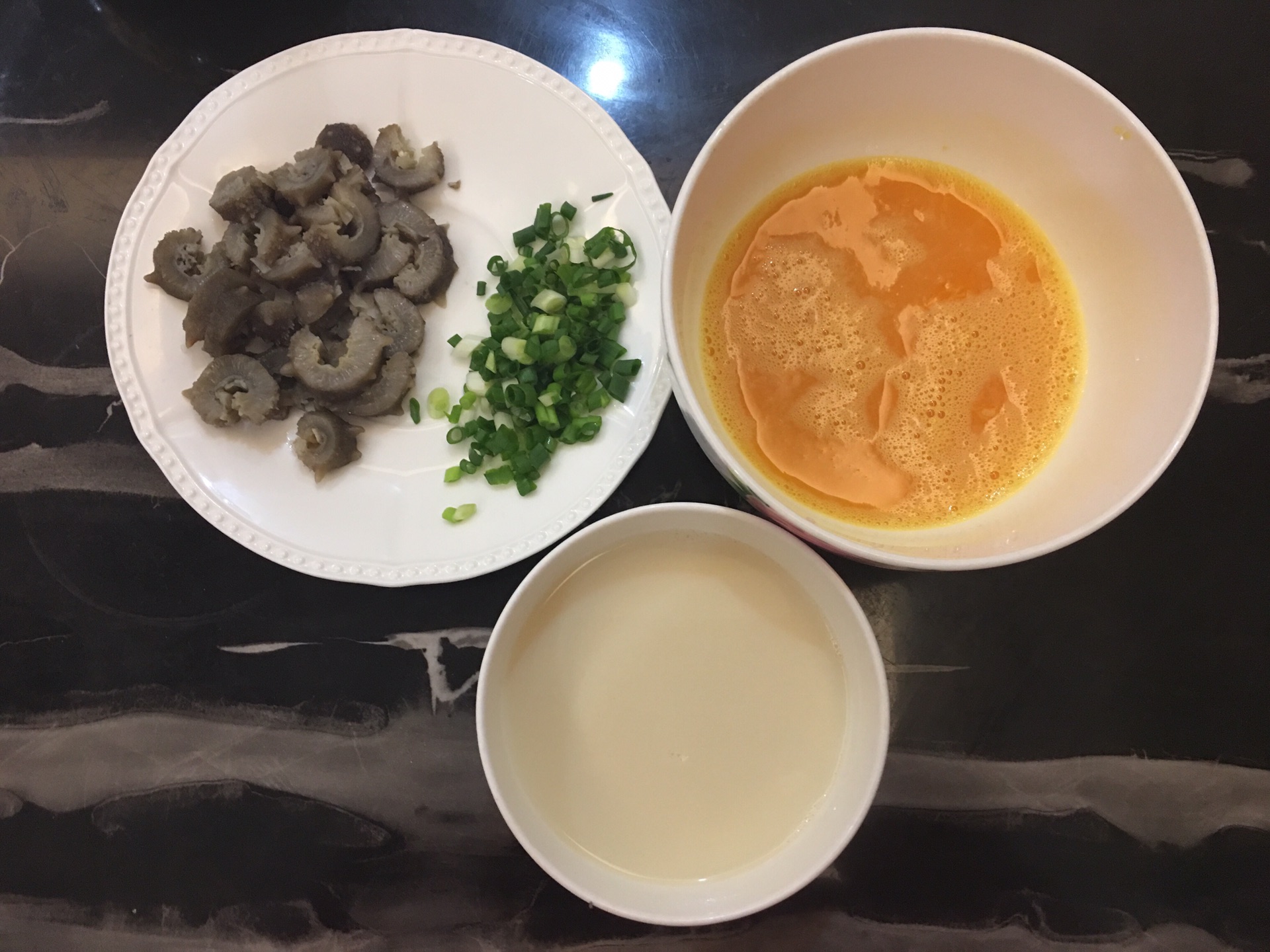 海参蒸蛋做法（美味海参蒸蛋，营养丰富，软嫩鲜香，提高免疫力，做法简单家常菜） - 干海参网