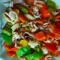 青红椒炒鱿鱼的做法图解4