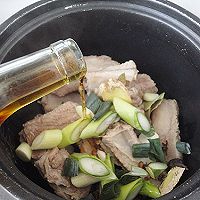 笋干炖排骨的做法图解6