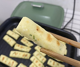 宝宝的手指食物~葱花虾皮发面饼的做法