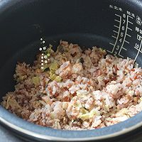 剩饭变身美味黑椒三文鱼焖饭的做法图解8