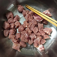  家庭版溜肉段#春天肉菜这样吃#的做法图解1