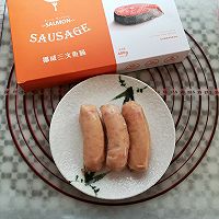 #珍妮珍馐#被意面“绑架”的三文鱼肠的做法图解2