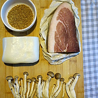 云腿菌香炒饵块的做法图解1