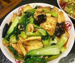 虾仁烧豆腐小白菜的做法