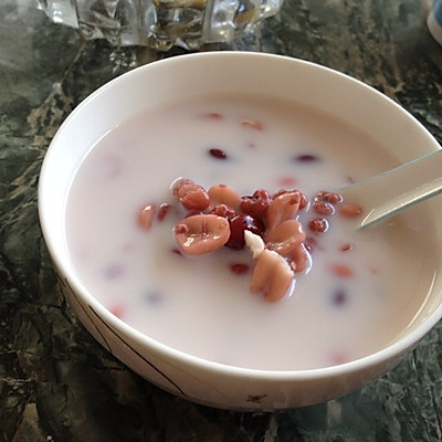 花生红豆薏米甜汤
