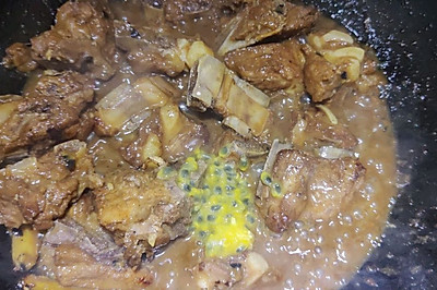 百香果炖排骨