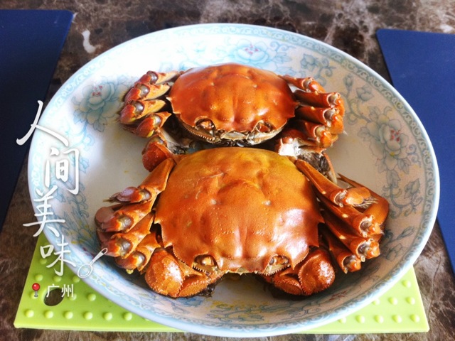 Steamed hairy crab