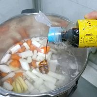 #美味开学季#腱子肉山药煲的做法图解4