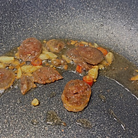 四川腊肠炒芦蒿（泥蒿）的做法图解3