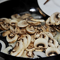 奶油蘑菇浓汤的做法图解11