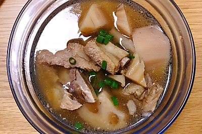 应季菜-莲藕排骨汤