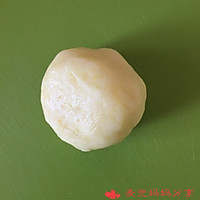 宝宝辅食：香香的土豆饼的做法图解3
