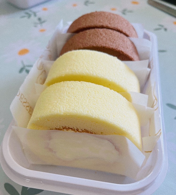 原味奶油蛋糕卷的做法