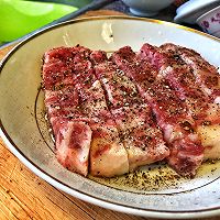 烤土豆牛排佐红酒牛肝菌酱汁的做法图解1