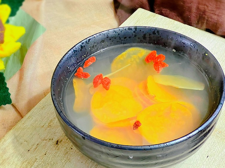 冬季养生祛寒红薯姜汤的做法