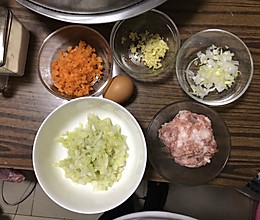 白菜猪肉饺子的做法