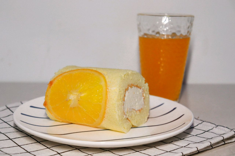 橙香蛋糕卷的做法