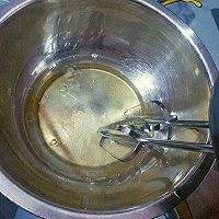 戚风小纸杯蛋糕的做法图解5