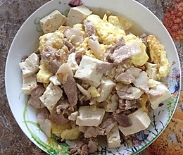 豆腐炒肉的做法