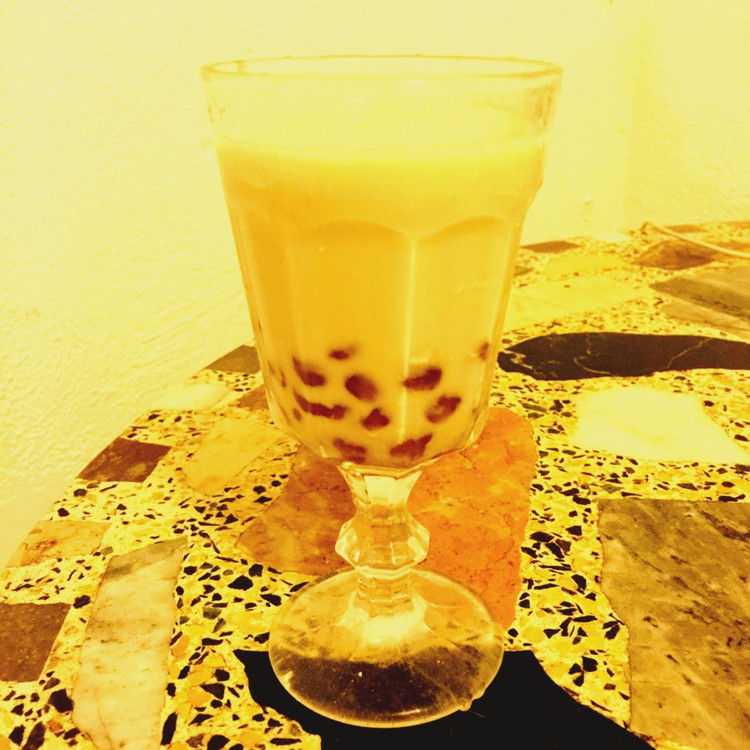 珍珠奶茶（女人滋补品）的做法