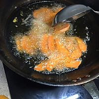 咸蛋焗地瓜的做法图解2