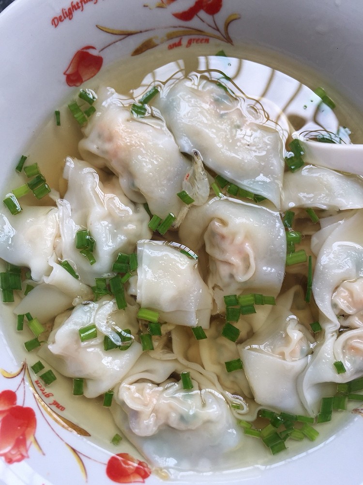 瘦肉虾仁馄饨的做法