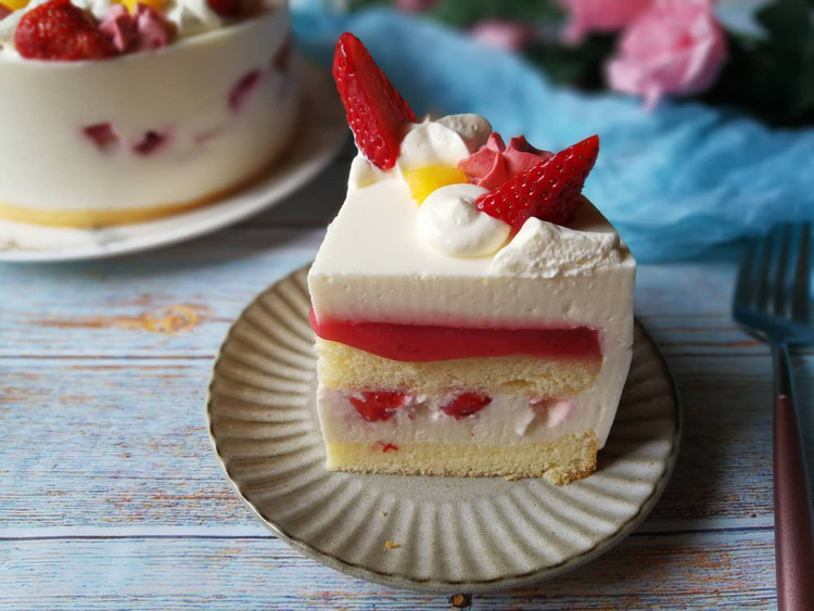 草莓流心生乳酪慕斯蛋糕的做法