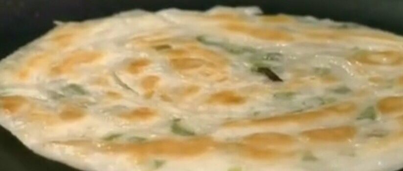 饺子皮做葱油饼（分享）的做法图解16