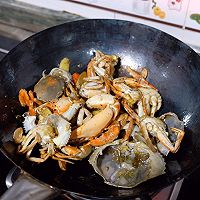 黑胡椒炒蟹的做法图解9