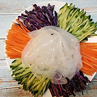 五彩缤纷凉拌菜的做法图解3
