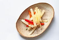 干煸红白萝卜--禁欲系日式料理，巧用盐烹煮食物的做法