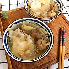 银耳玉竹炖鸡-滋阴润肺