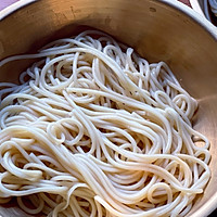 捞汁牛肉麻酱凉面的做法图解4