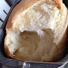 奶油牛奶吐司面包-成功的面包机吐司