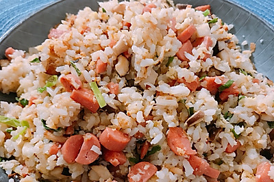 香菇火腿蛋炒饭