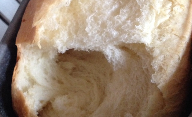 奶油牛奶吐司面包-成功的面包机吐司