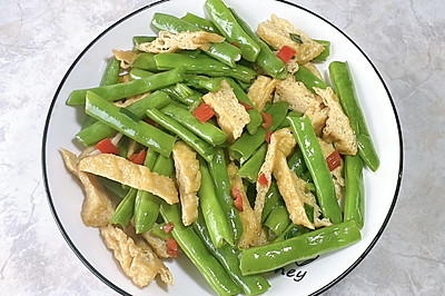 四季豆炒油豆腐