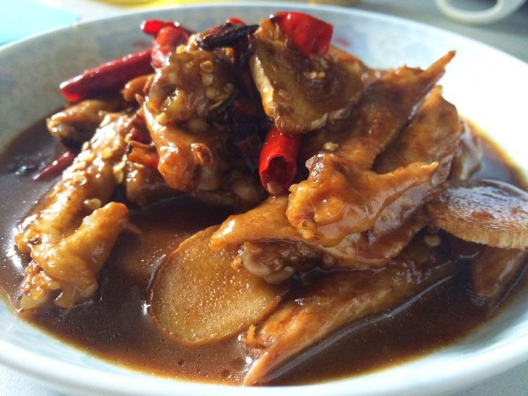 电饭锅红烧鸡翅的做法
