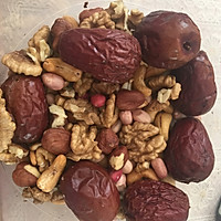 自制轻甜卡乐比麦片的做法图解1