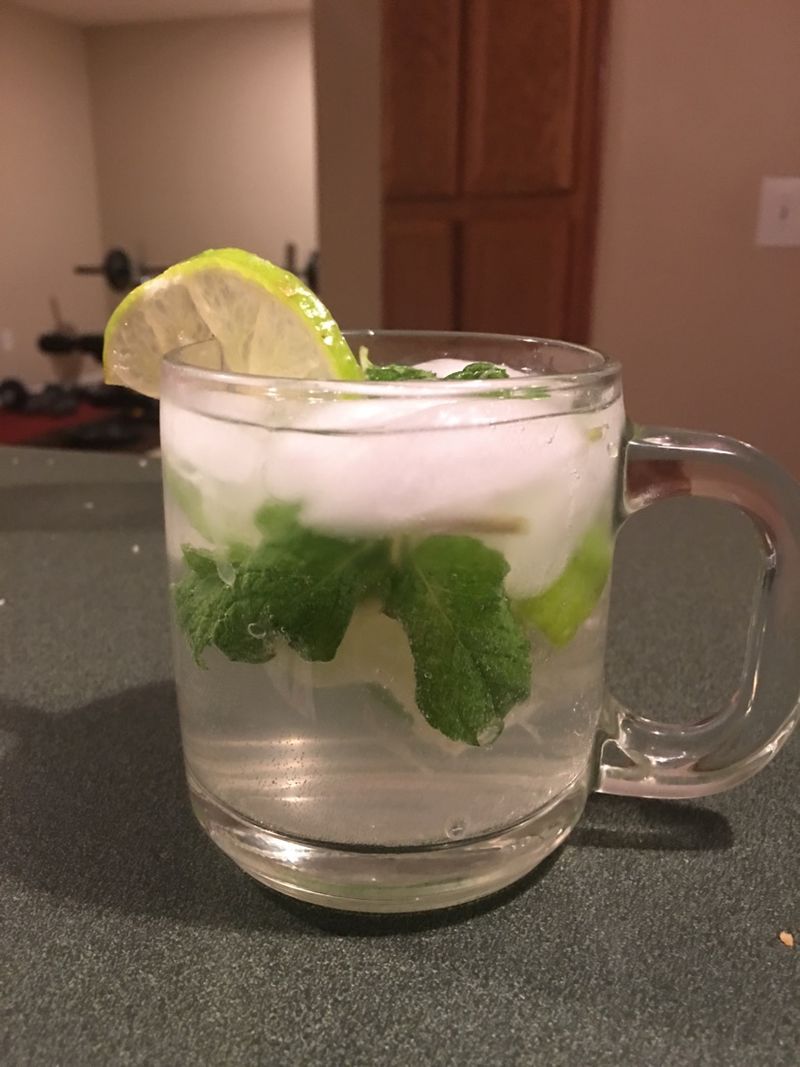 在家自制莫其托鸡尾酒mojito（非专业)