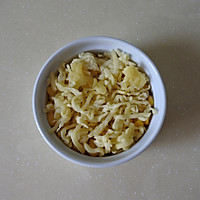 #换着花样吃早餐#奶香焗玉米粒的做法图解4